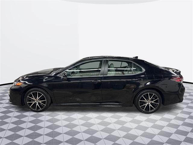 used 2022 Toyota Camry Hybrid car, priced at $27,000