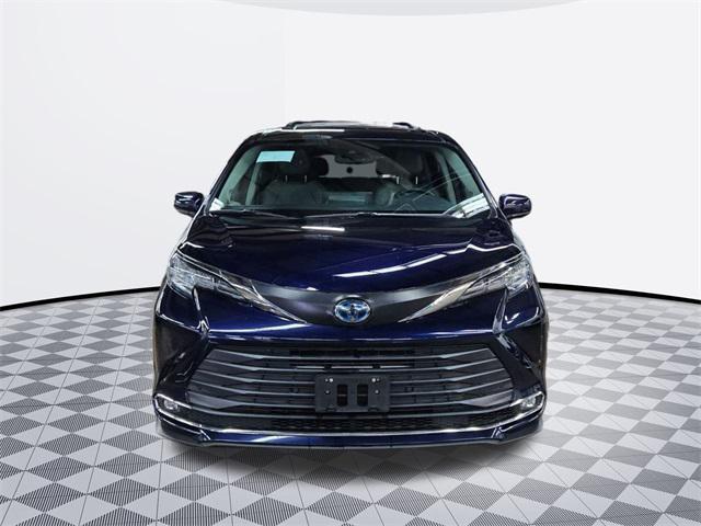 used 2022 Toyota Sienna car, priced at $36,500
