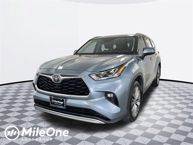 used 2020 Toyota Highlander car, priced at $34,250