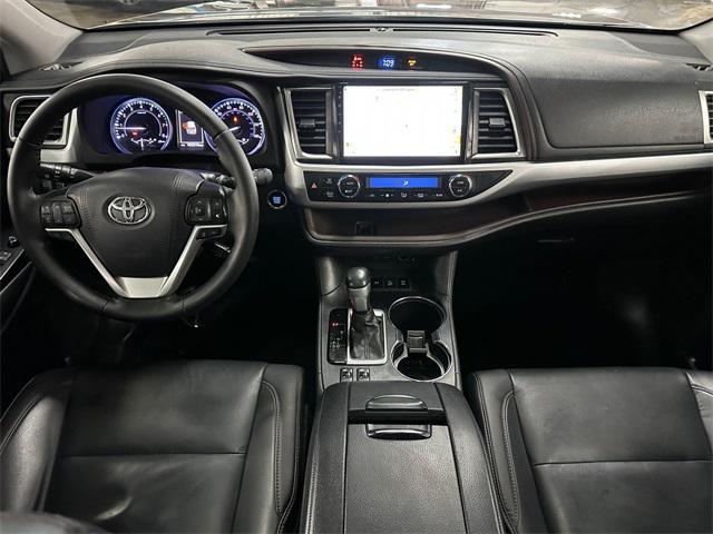 used 2019 Toyota Highlander car, priced at $24,300
