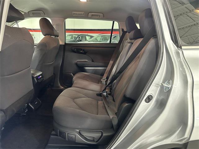 used 2024 Toyota Highlander car, priced at $33,070