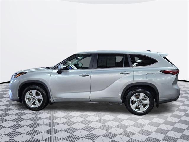 used 2024 Toyota Highlander Hybrid car, priced at $40,877
