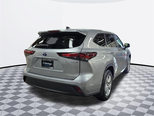 used 2024 Toyota Highlander Hybrid car, priced at $40,877