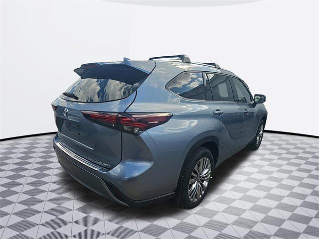 new 2024 Toyota Highlander car, priced at $54,288