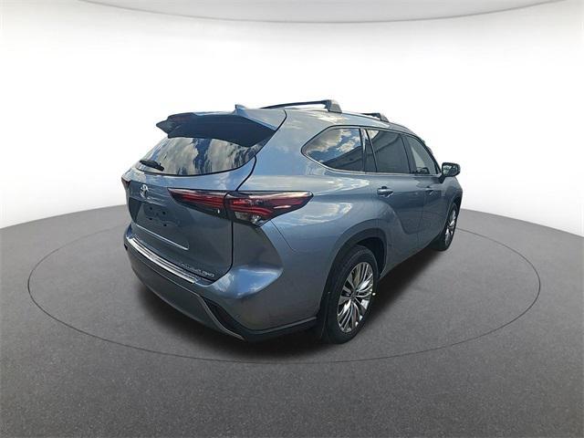 new 2024 Toyota Highlander car, priced at $54,288
