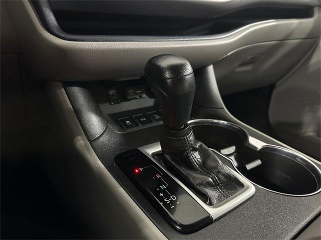 used 2019 Toyota Highlander car, priced at $23,130