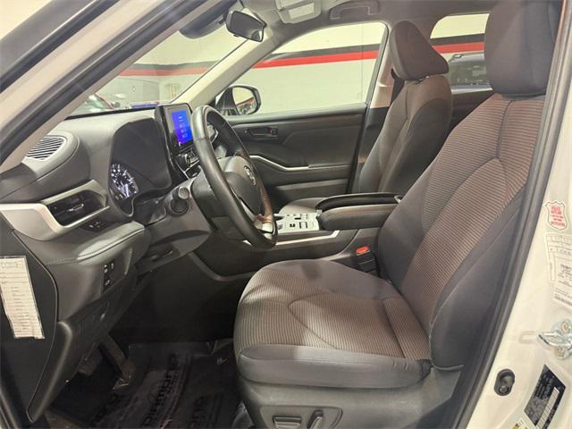 used 2024 Toyota Highlander car, priced at $34,485