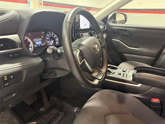 used 2024 Toyota Highlander car, priced at $34,485
