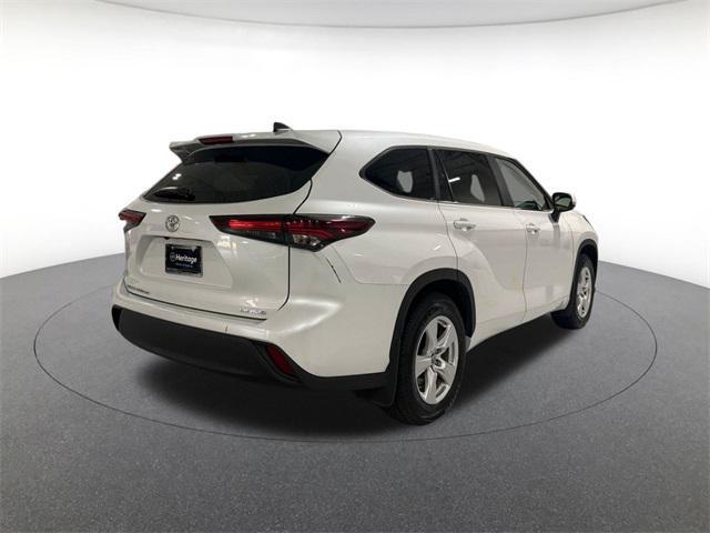 used 2024 Toyota Highlander car, priced at $34,485