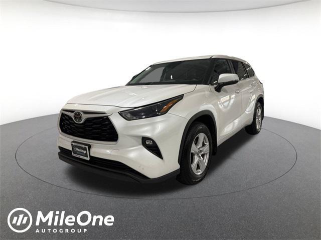 used 2024 Toyota Highlander car, priced at $34,485