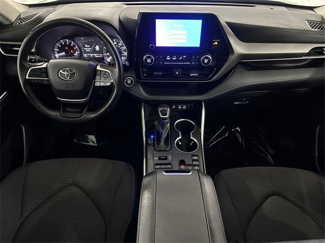 used 2024 Toyota Highlander car, priced at $32,700