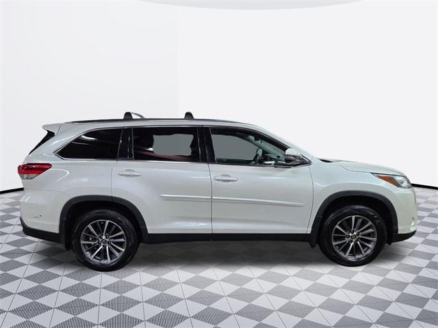 used 2019 Toyota Highlander car, priced at $30,500