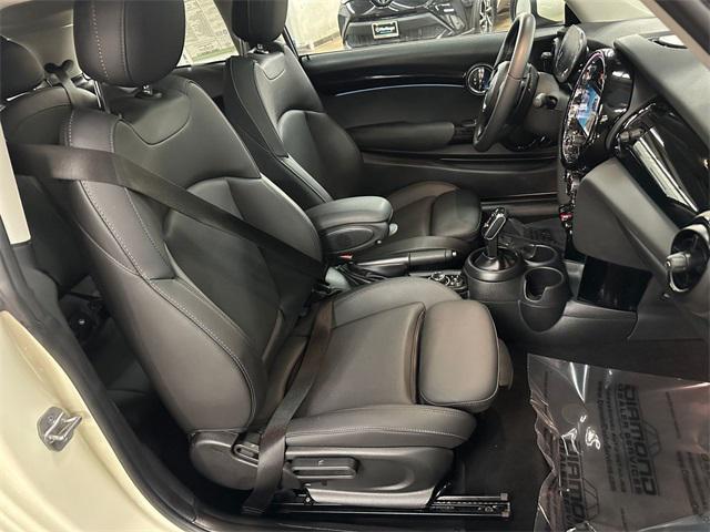 used 2023 MINI Hardtop car, priced at $25,800