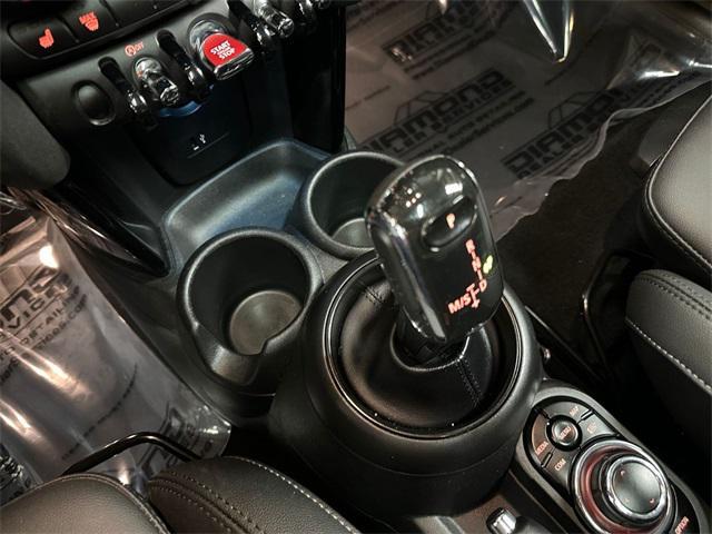 used 2023 MINI Hardtop car, priced at $25,800