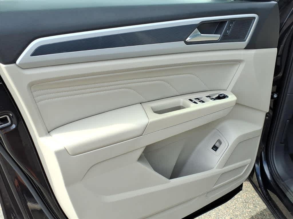 used 2021 Volkswagen Atlas car, priced at $29,997