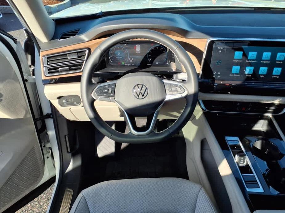 used 2024 Volkswagen Atlas car, priced at $42,992