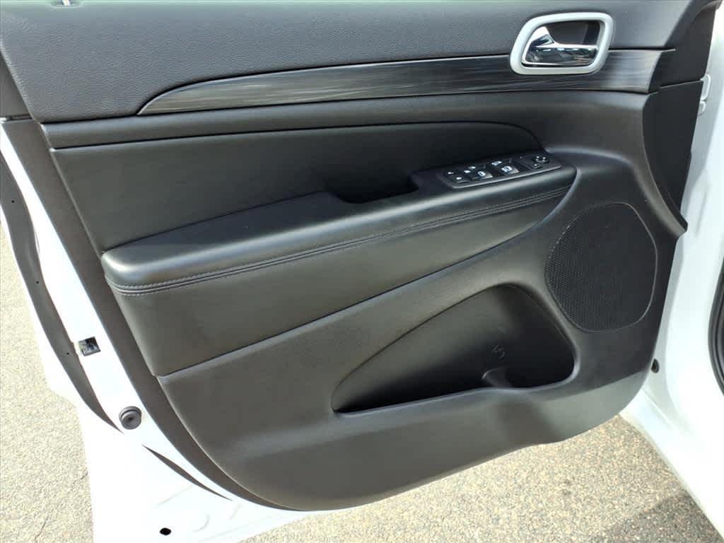 used 2020 Jeep Grand Cherokee car, priced at $25,977