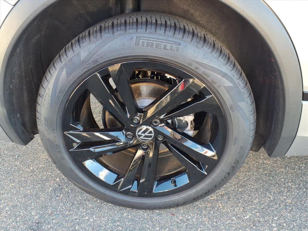 used 2024 Volkswagen Tiguan car, priced at $31,993