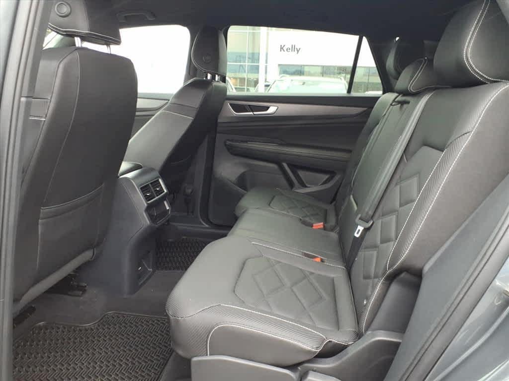 used 2025 Volkswagen Atlas Cross Sport car, priced at $35,994