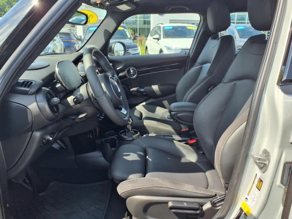 used 2022 MINI Hardtop car, priced at $26,996