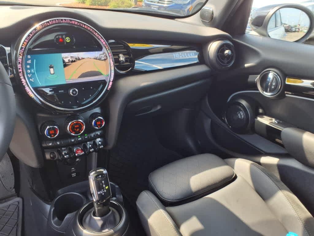 used 2022 MINI Hardtop car, priced at $26,996