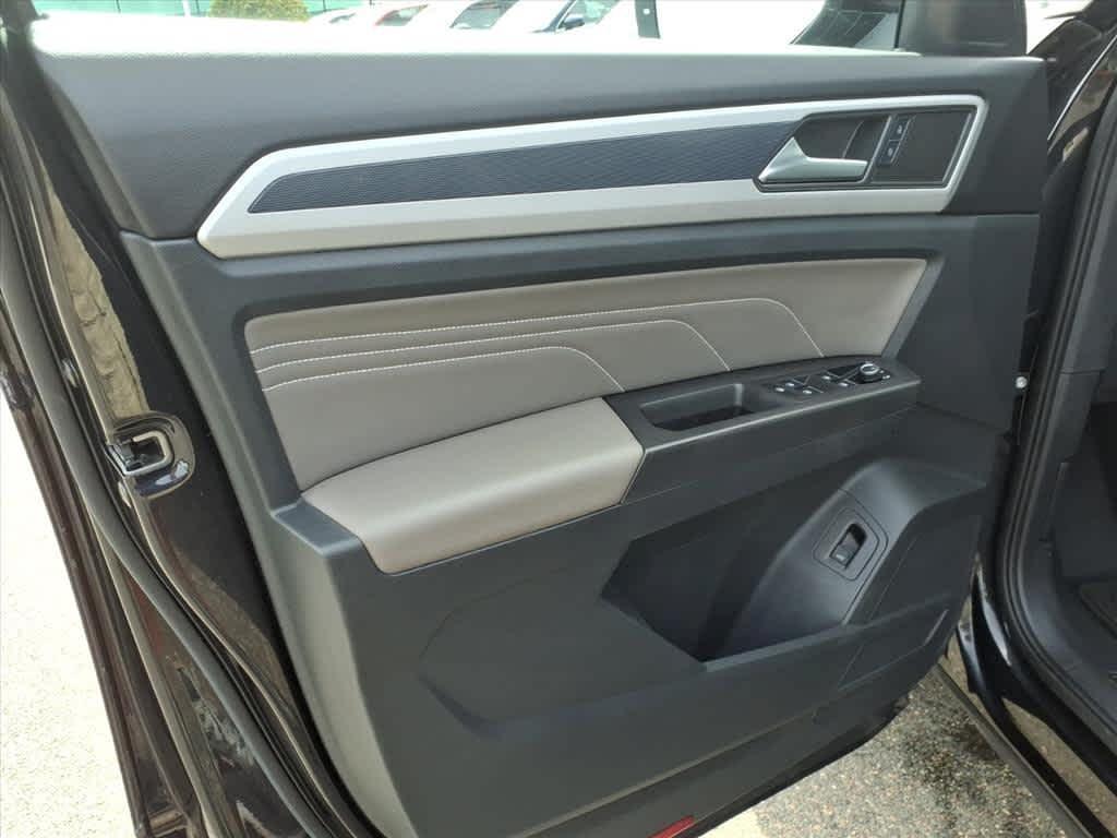 used 2023 Volkswagen Atlas Cross Sport car, priced at $29,992