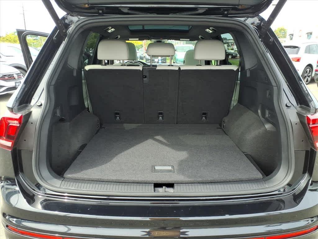 used 2024 Volkswagen Tiguan car, priced at $31,545