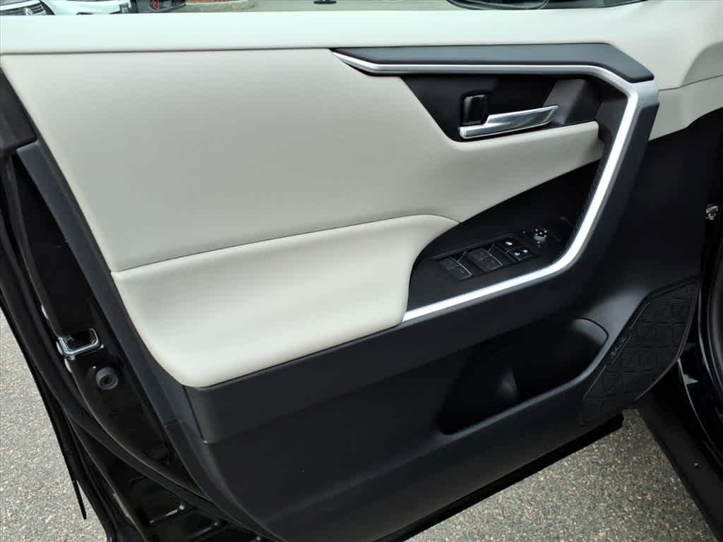 used 2022 Toyota RAV4 car, priced at $29,992