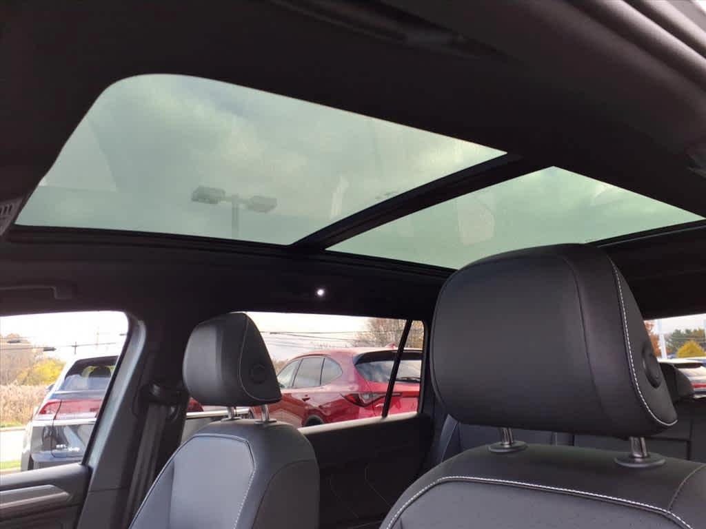 used 2024 Volkswagen Tiguan car, priced at $30,788