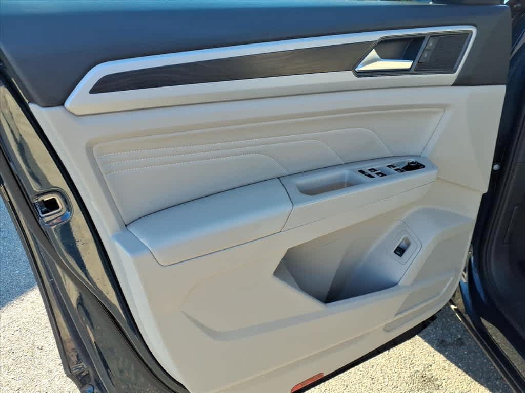 used 2022 Volkswagen Atlas car, priced at $29,994
