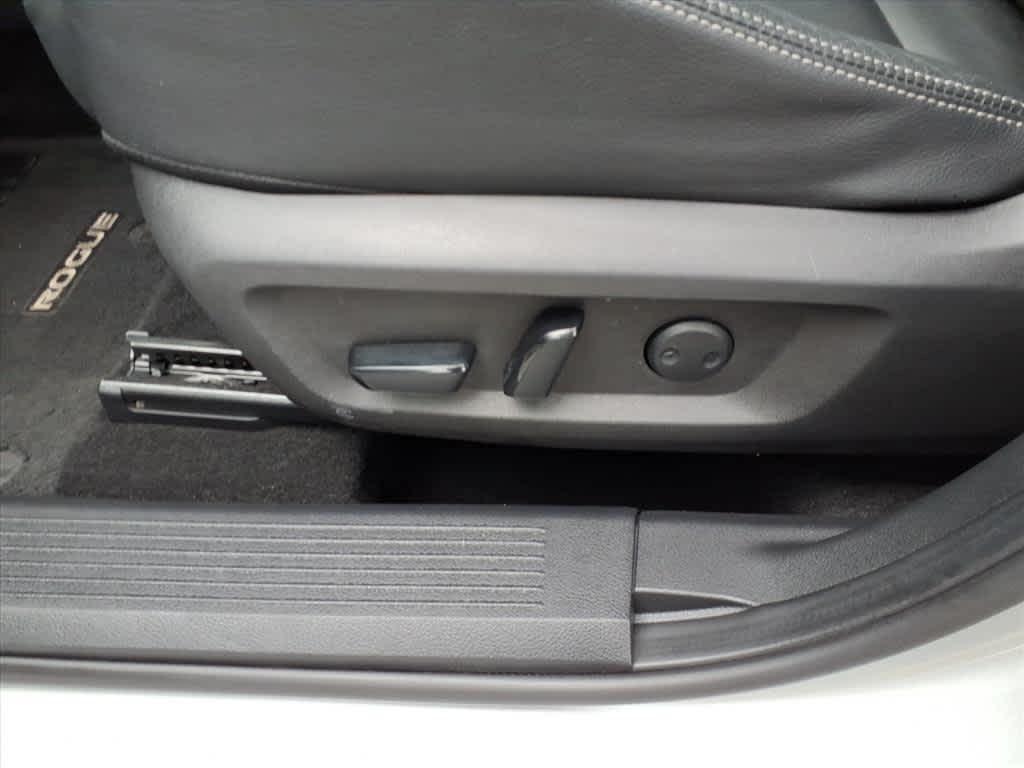 used 2021 Nissan Rogue car, priced at $24,893