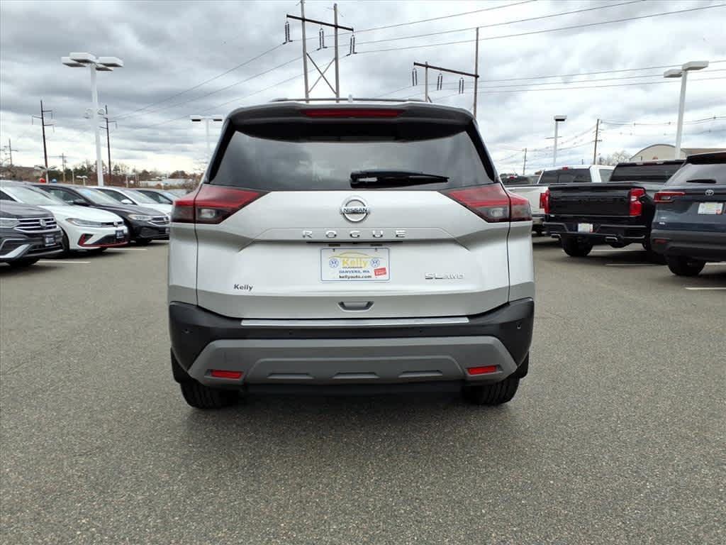 used 2021 Nissan Rogue car, priced at $24,893