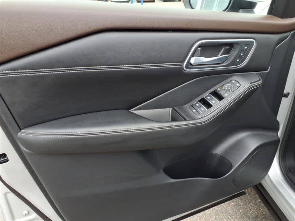 used 2021 Nissan Rogue car, priced at $24,893