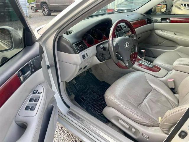 used 2002 Lexus ES 300 car, priced at $1,800