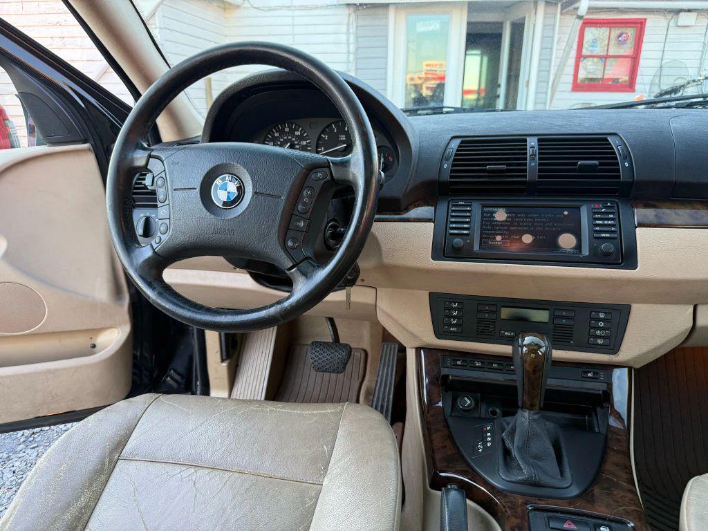 used 2004 BMW X5 car, priced at $3,495