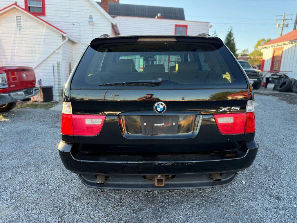 used 2004 BMW X5 car, priced at $3,495