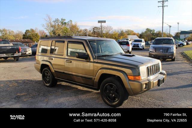 used 2009 Jeep Commander car, priced at $4,995