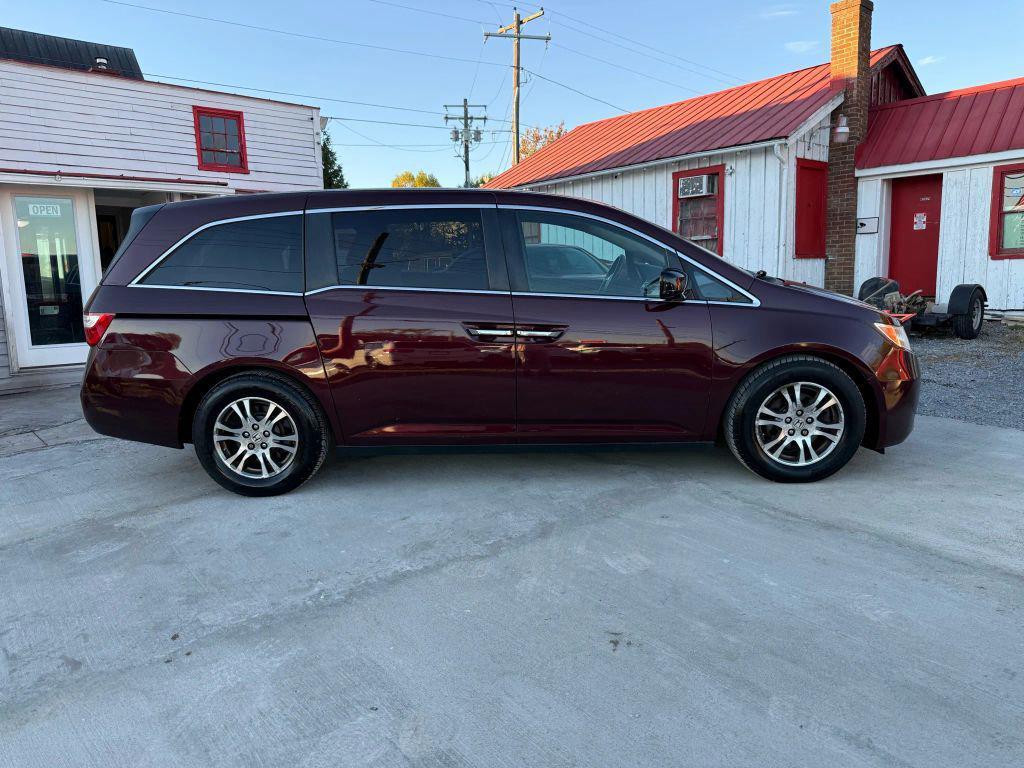 used 2013 Honda Odyssey car, priced at $7,995