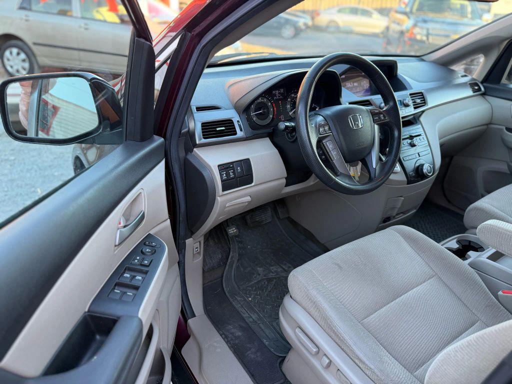 used 2013 Honda Odyssey car, priced at $7,995