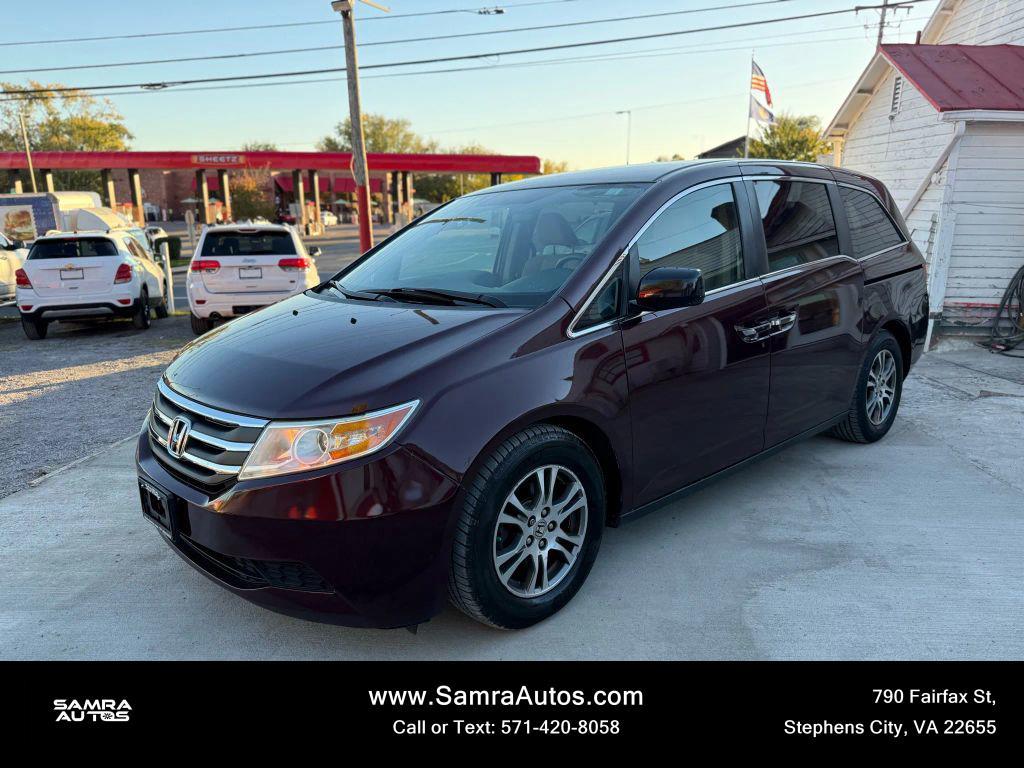 used 2013 Honda Odyssey car, priced at $7,995