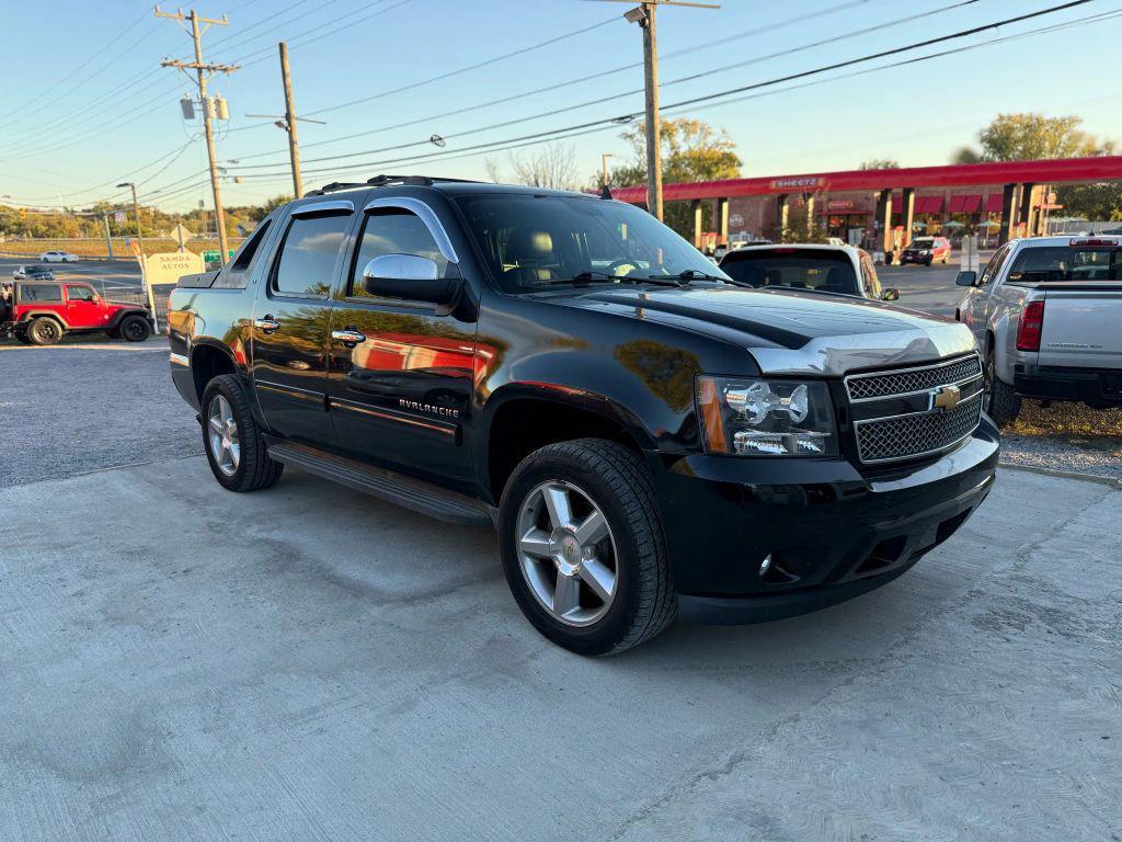 used 2012 Chevrolet Avalanche car, priced at $8,995