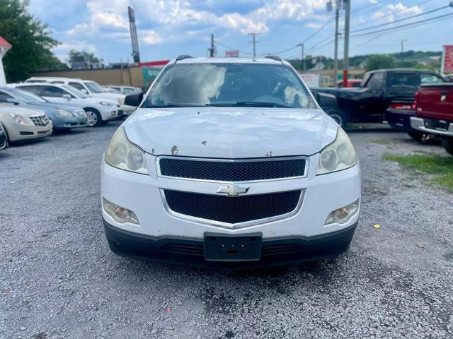 used 2010 Chevrolet Traverse car, priced at $4,995