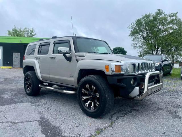 used 2008 Hummer H3 car, priced at $7,495