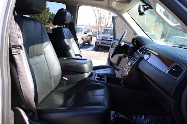 used 2013 Chevrolet Suburban car, priced at $10,995