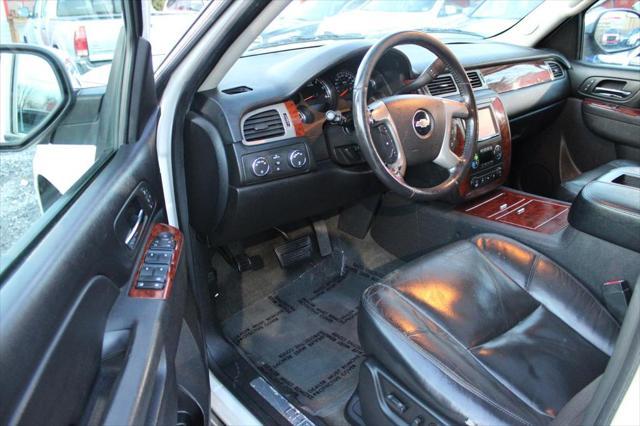 used 2010 Chevrolet Suburban car, priced at $5,995