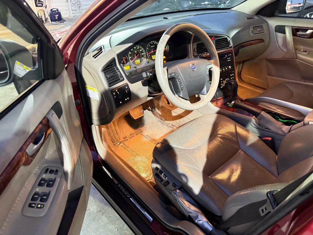 used 2005 Volvo XC70 car, priced at $3,995