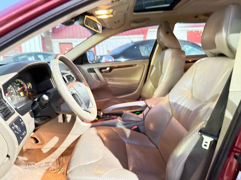 used 2005 Volvo XC70 car, priced at $3,995