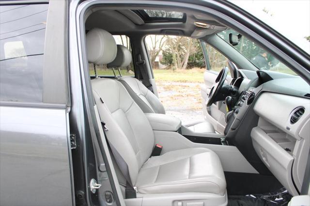 used 2013 Honda Pilot car, priced at $9,995