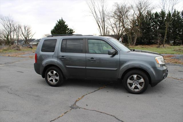 used 2013 Honda Pilot car, priced at $9,995