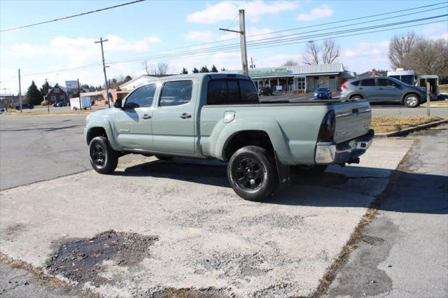 used 2006 Toyota Tacoma car, priced at $13,995